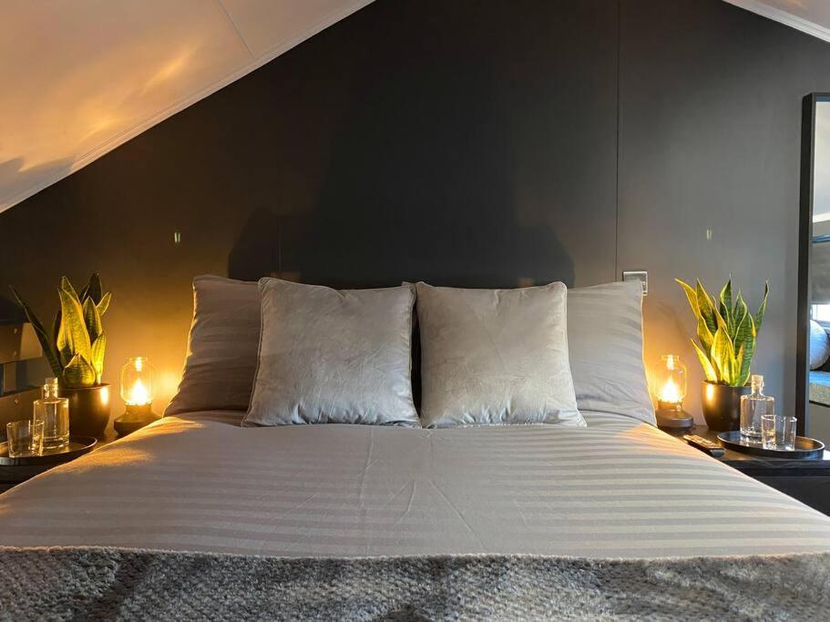 Seascape - Floating Home At Brighton Marina With Free Parking Ngoại thất bức ảnh